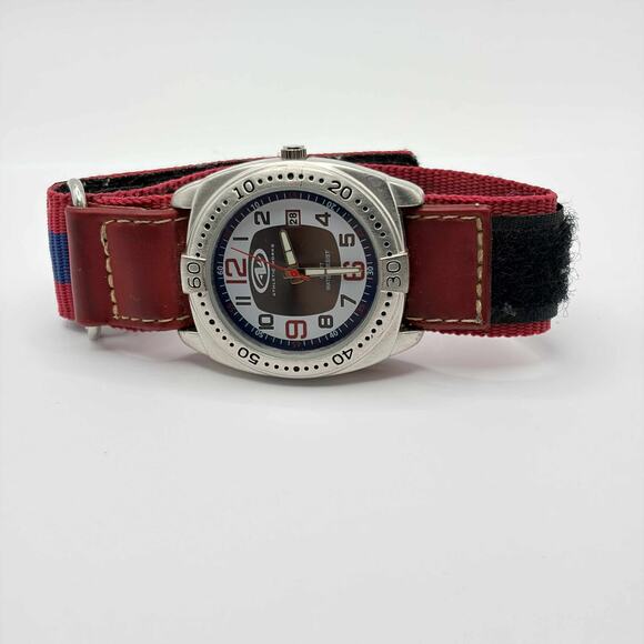 Red Athletic Works Men’s Watch - Picture 5 of 5